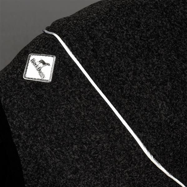 Water-repellent softshell dog jacket with reflective elements.
