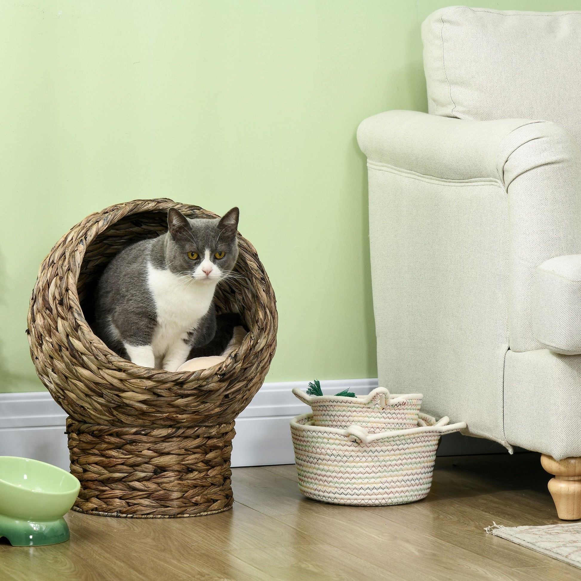 Natural Braided Elevated Cat Bed